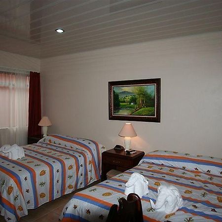 Hotel La Choza Inn La Fortuna Eksteriør billede